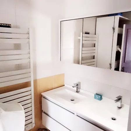 Villa Pretty House With Heated Pool, Close To The Ocean *